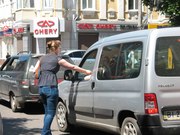 Раздача рекламных материалов в Полтаве - РИА Медиа Полтава